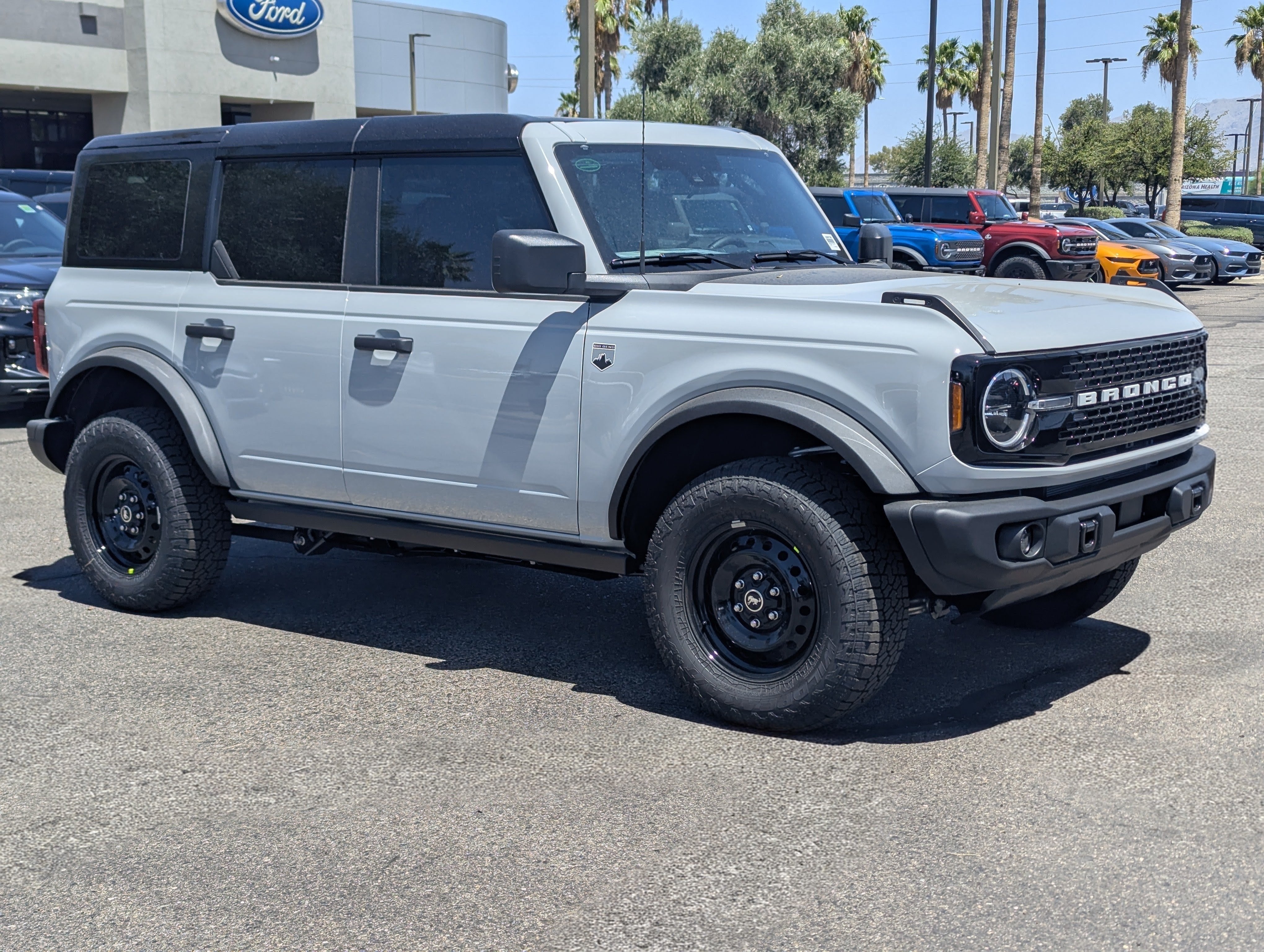 2026 Ford Bronco Big Bend in Avalanche Gray — front three-quarter view