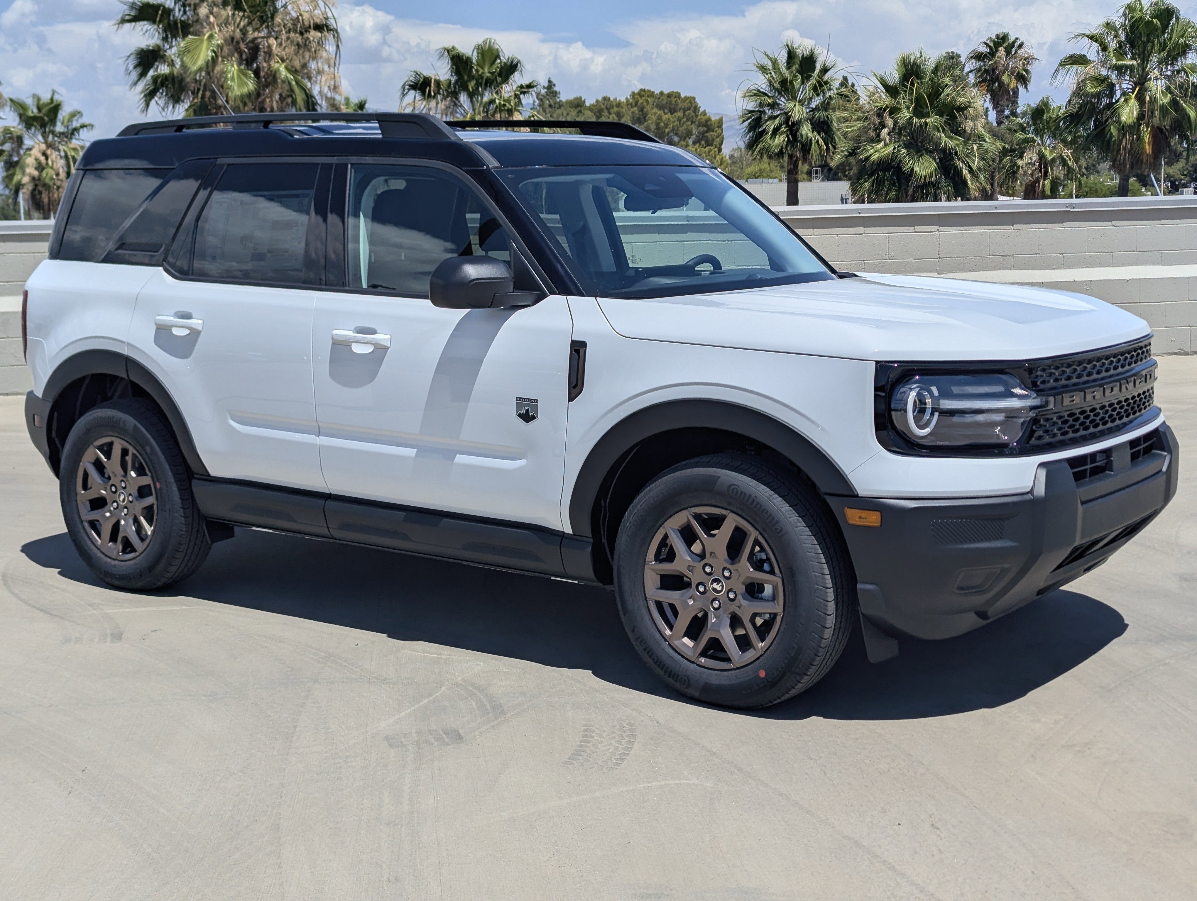 2026 Ford Bronco Sport Big Bend in Oxford White — front three-quarter view